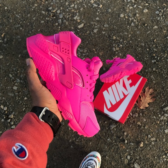 Nike Shoes - Nike Air Huarache  “HOT PINK”